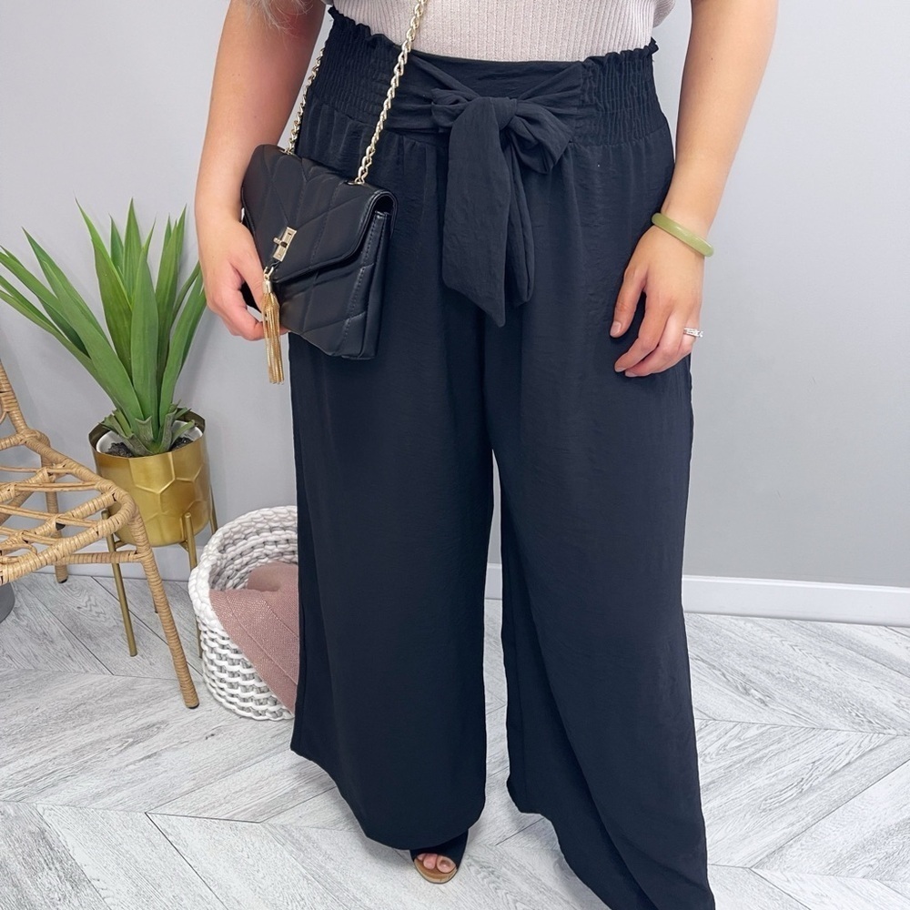 Women's Black Wide-Leg Pants